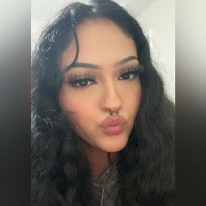 Meet your Posher, Eliana